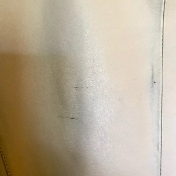 Neiman Marcus round neck cropped buttonless 3/4 sleeves leather blazer - Picture 7 of 10